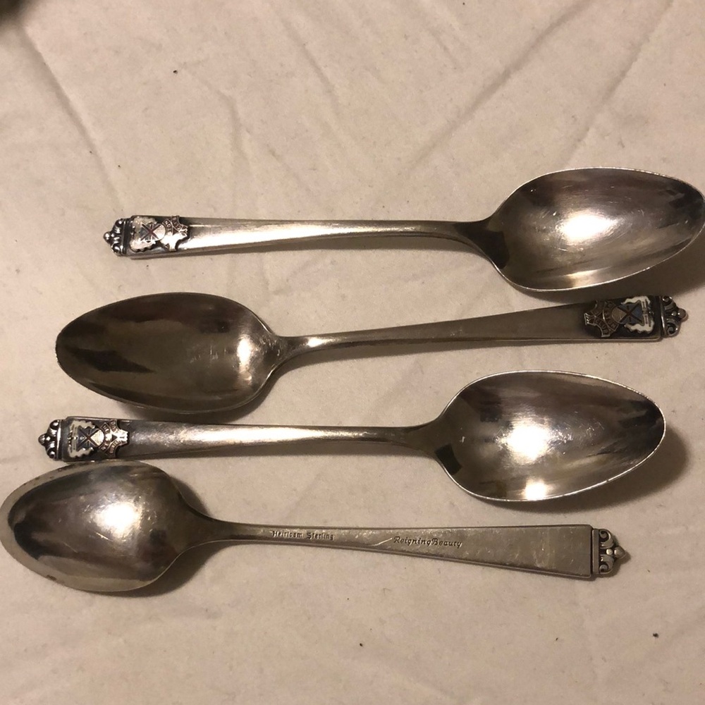 Set of 4 sterling silver teaspoons